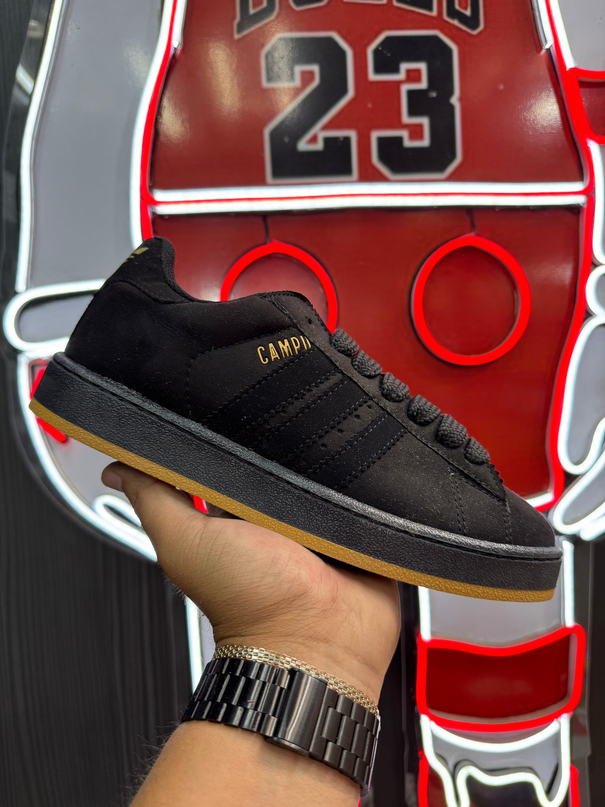 ACAMPUS NEGRO ÁMBAR